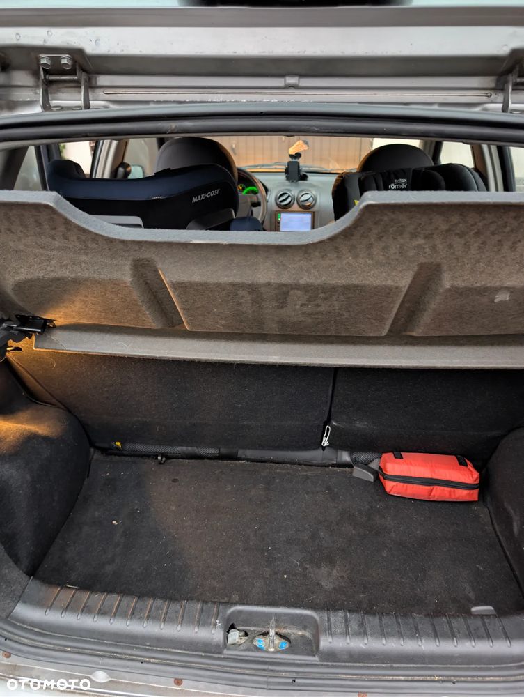 Chevrolet Aveo 1.2 16V Base (air4) - 5