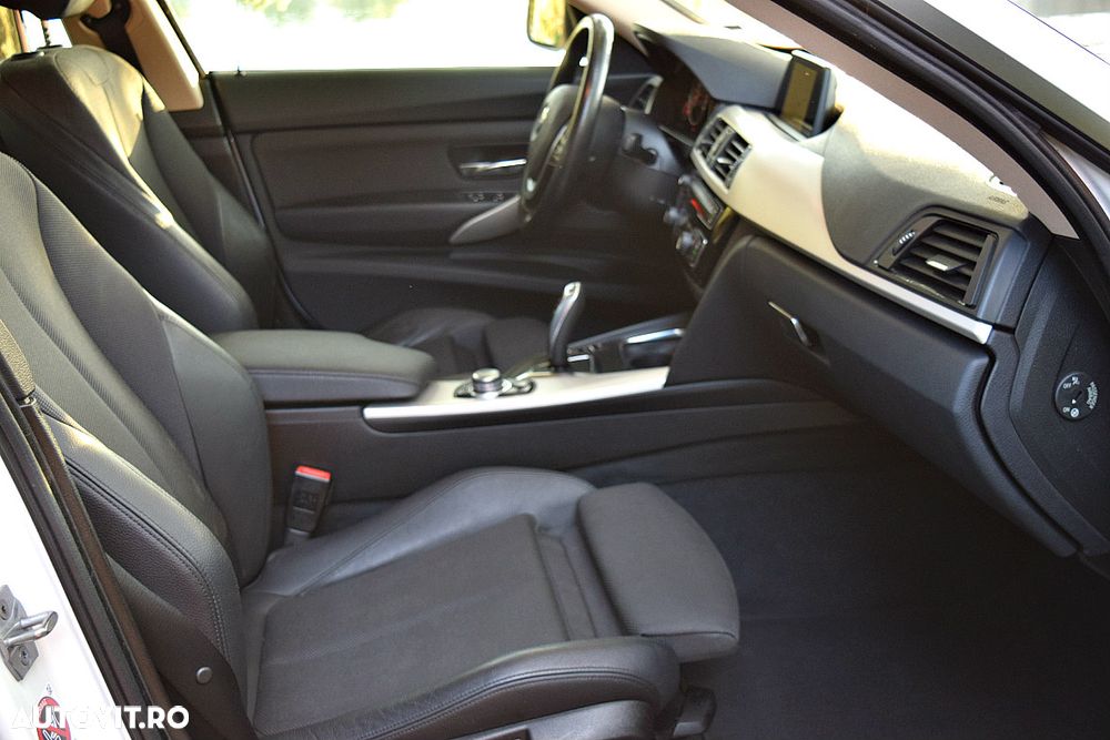 BMW Seria 3 320d Aut. xDrive Sport Line - 7