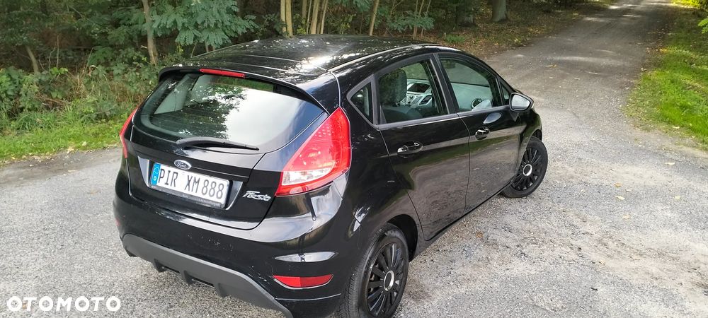 Ford Fiesta - 15