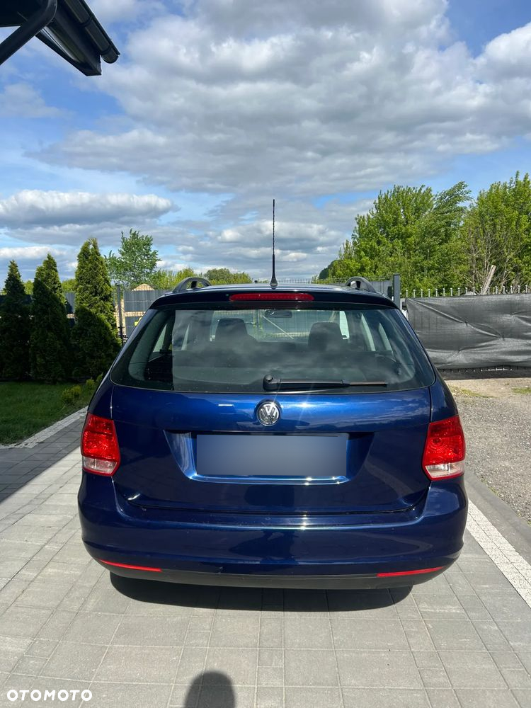 Volkswagen Golf - 5
