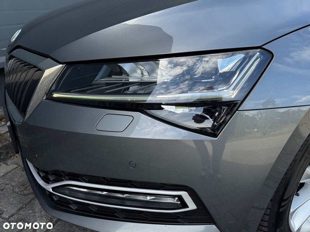 Skoda Superb 2.0 TDI SCR Ambition - 39