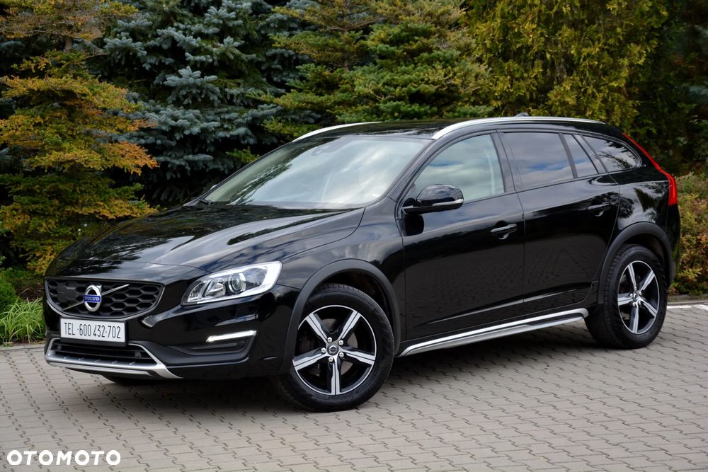 Volvo V60 Cross Country D3 Summum - 33