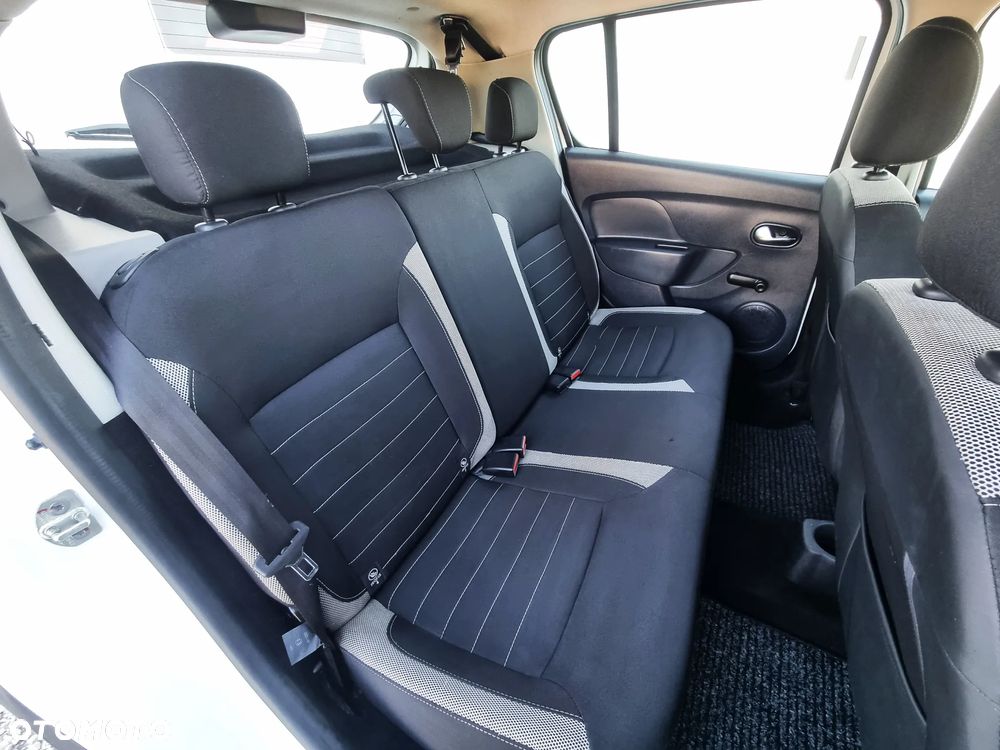 Dacia Sandero Stepway - 12