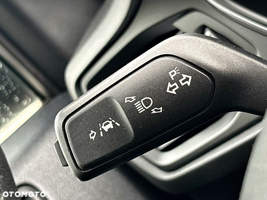 Ford Focus 1.5 EcoBlue Start-Stopp-System COOL&CONNECT - 32