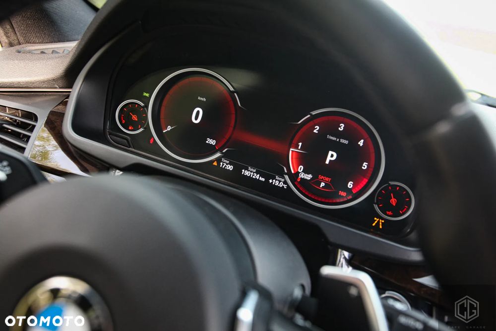 BMW X5 xDrive25d - 16