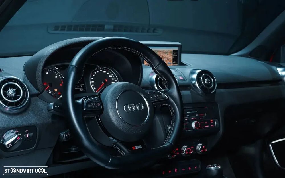Audi A1 1.6 TDI S-line - 11