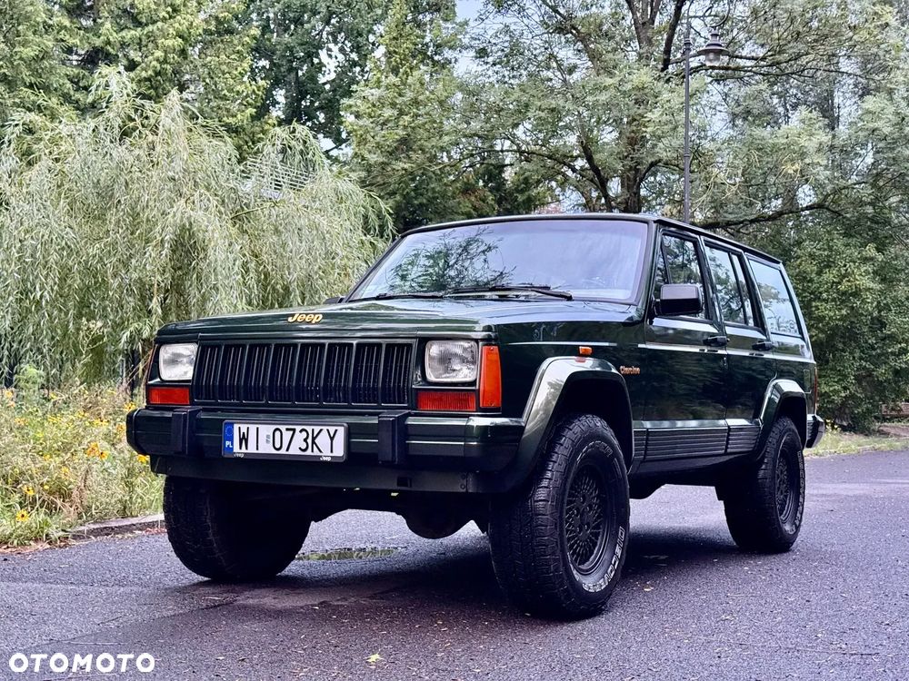 Jeep Cherokee - 8
