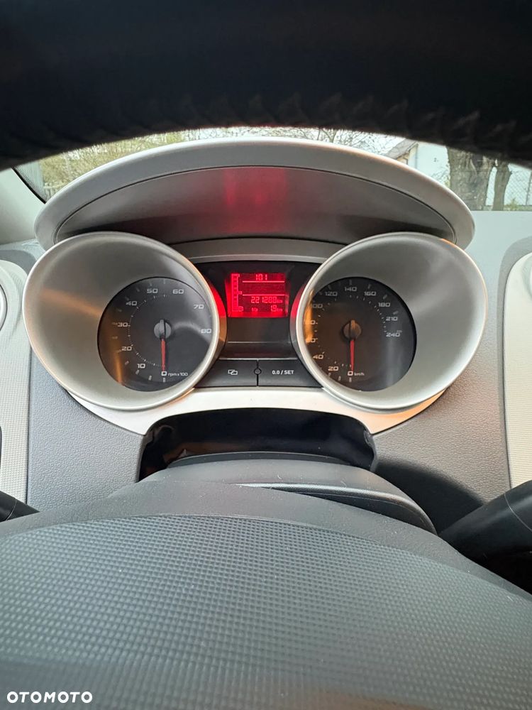 Seat Ibiza SC 1.4 16V Style - 24