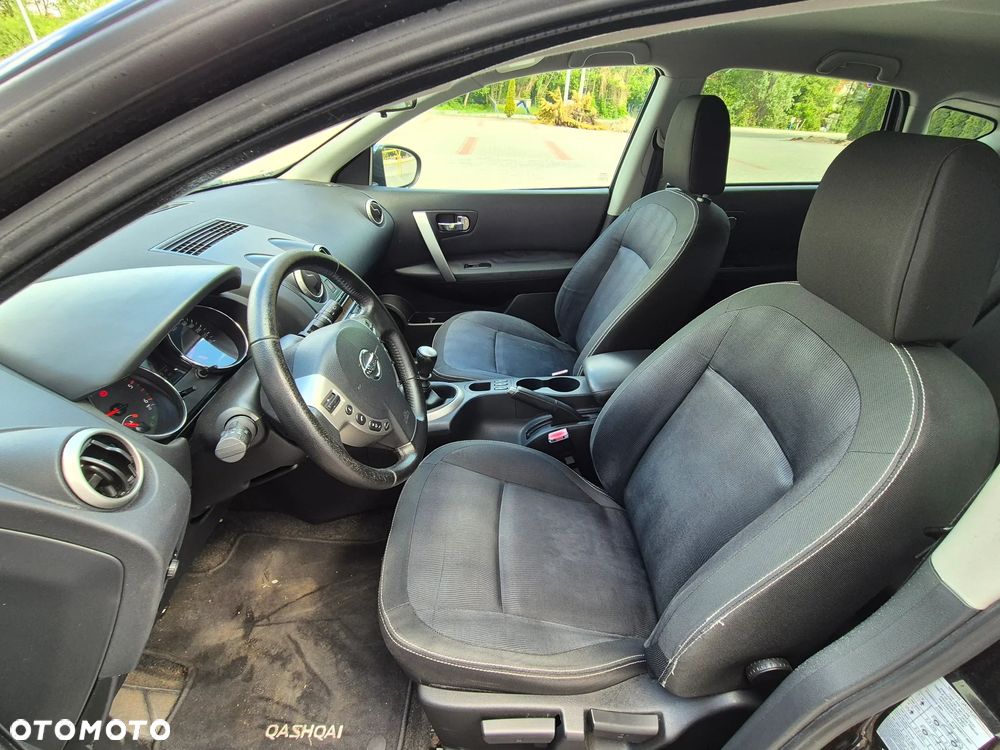 Nissan Qashqai - 10