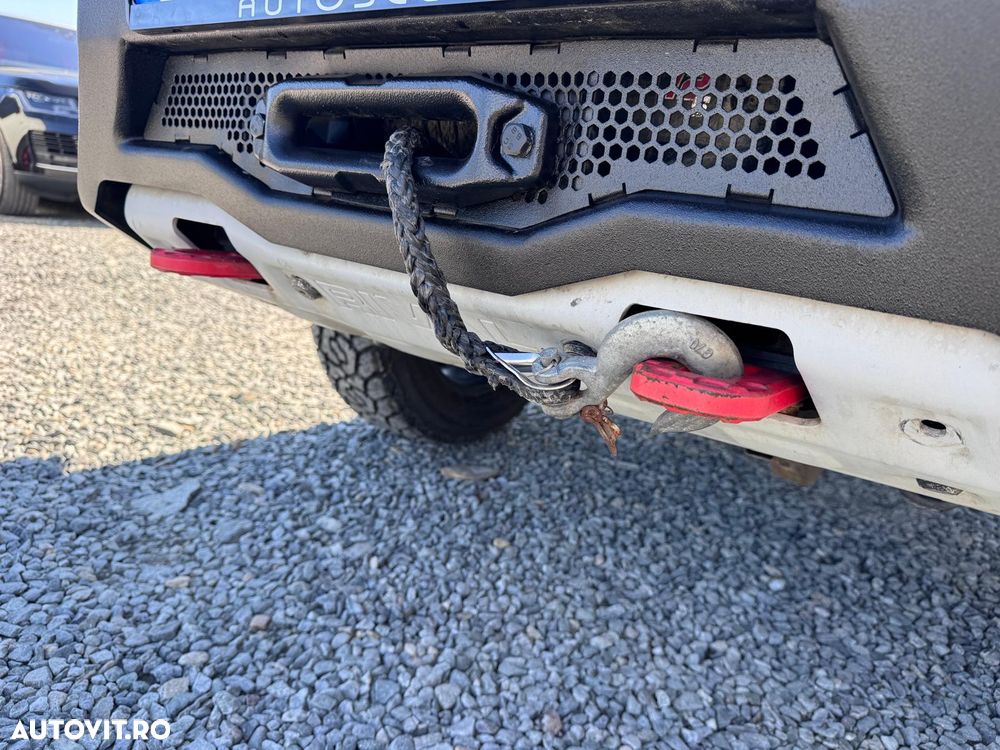 Toyota Hilux 2.8D 204CP 4x4 Double Cab AT Invincible - 12