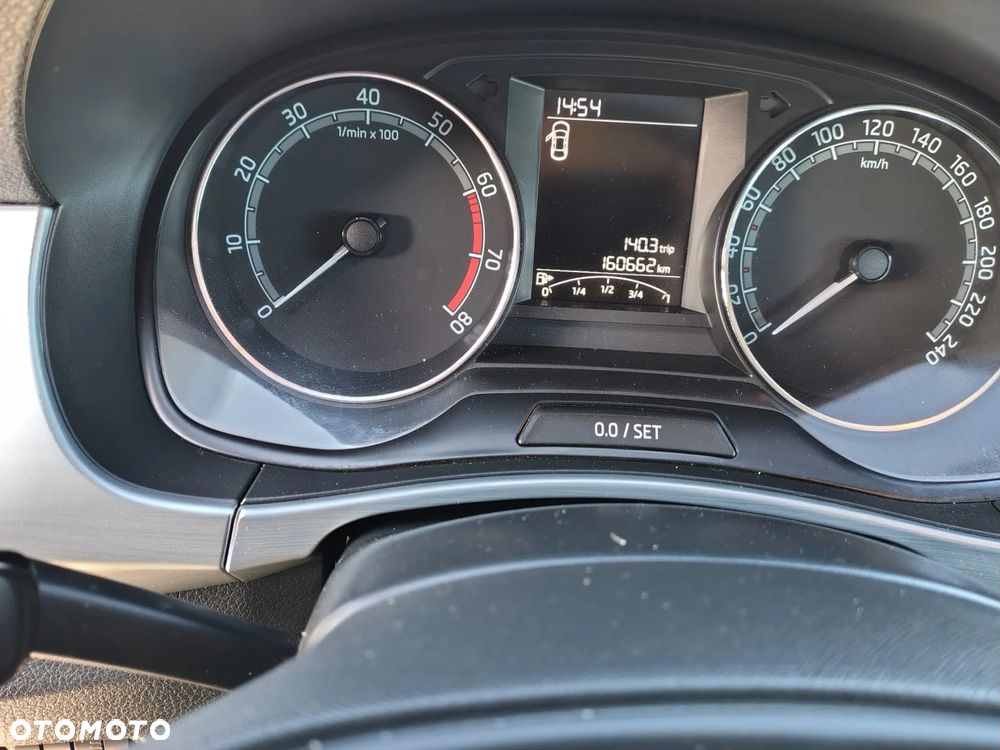 Skoda Fabia 1.0 TSI Essence - 6