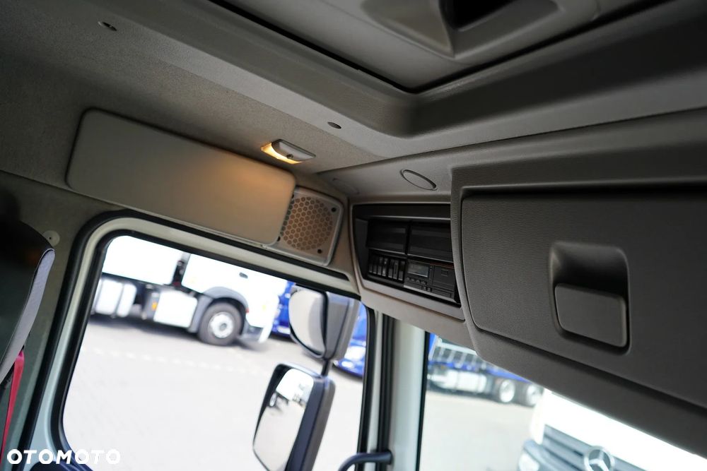 Renault D 16 / 250 / ACC / EURO 6 / KONTENER + WINDA / ŁAD. 7730 KG / 18 PALET - 38