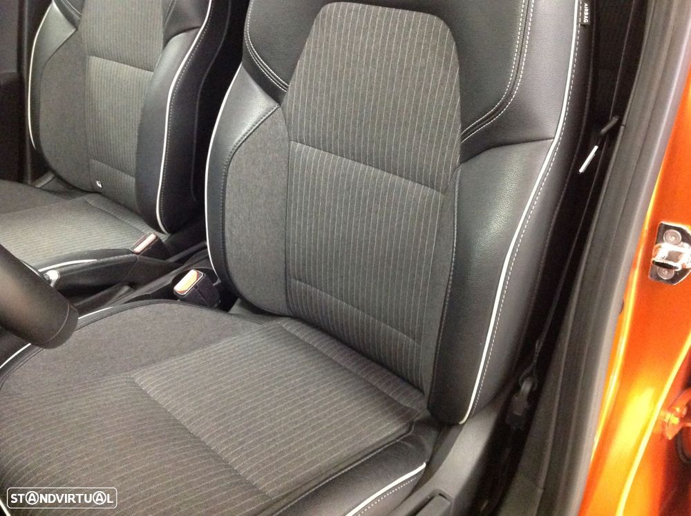Renault Clio 1.0 TCe Intens - 18