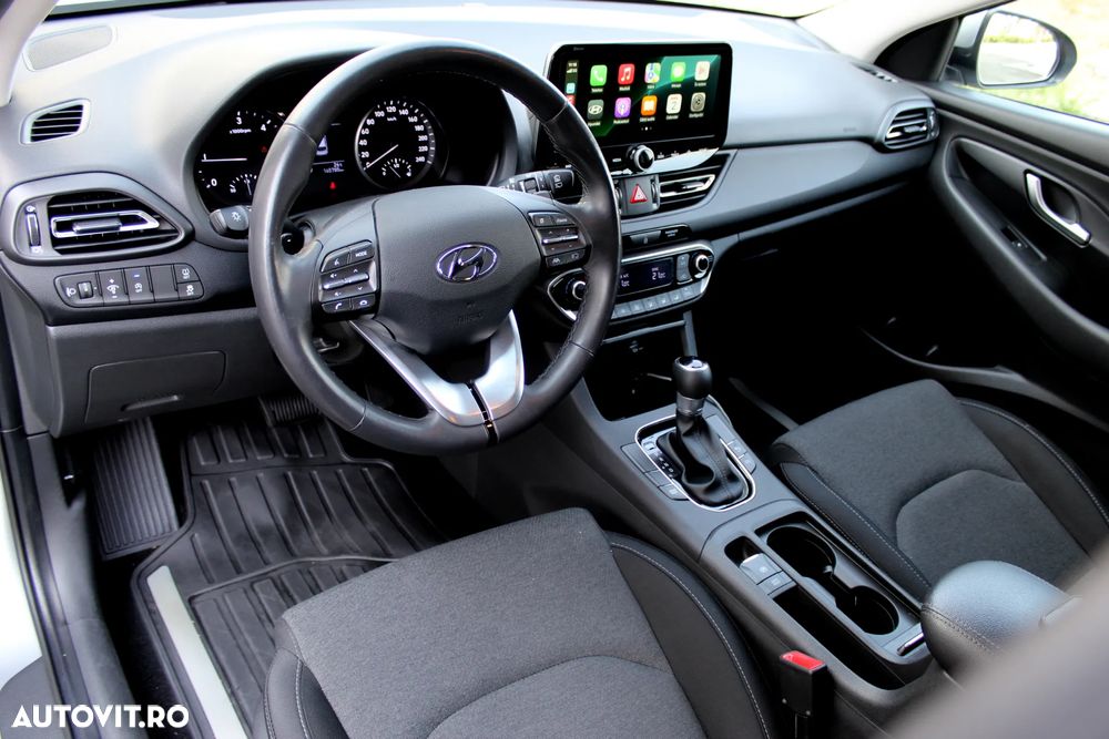 Hyundai i30 1.6 CRDI DCT Select - 22