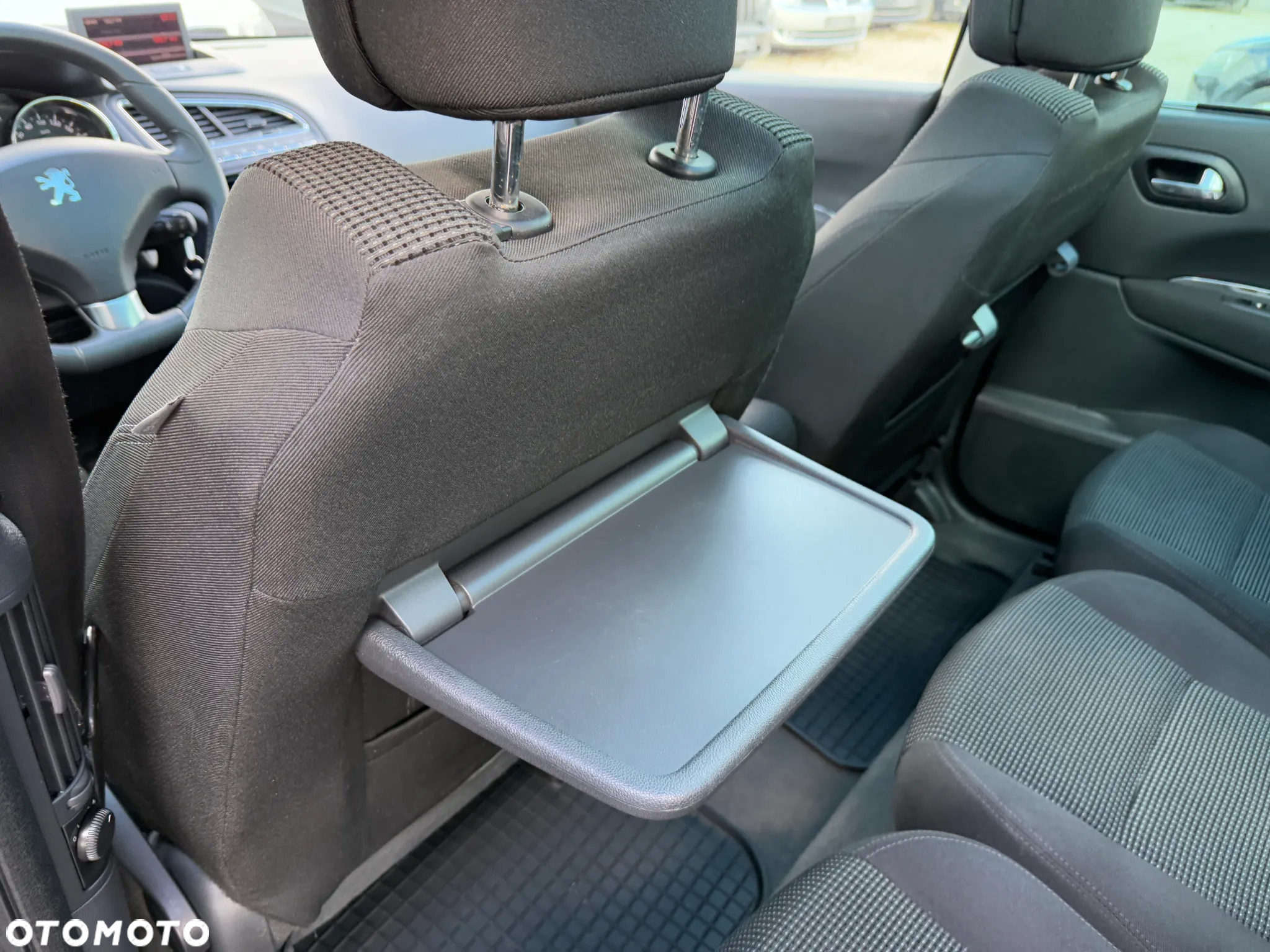 Peugeot 5008 1.6 HDi Access 7os - 33