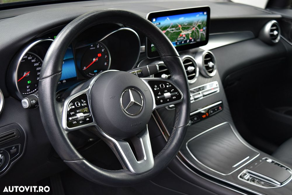 Mercedes-Benz GLC 300 e 4Matic 9G-TRONIC Edition AMG Line - 6