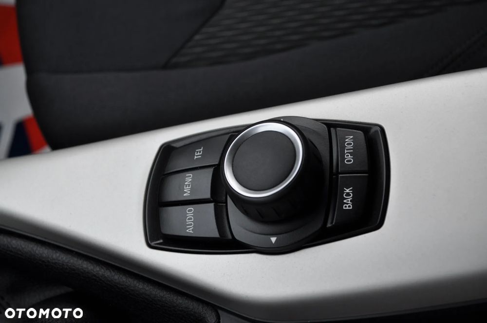 BMW Seria 1 116i - 33