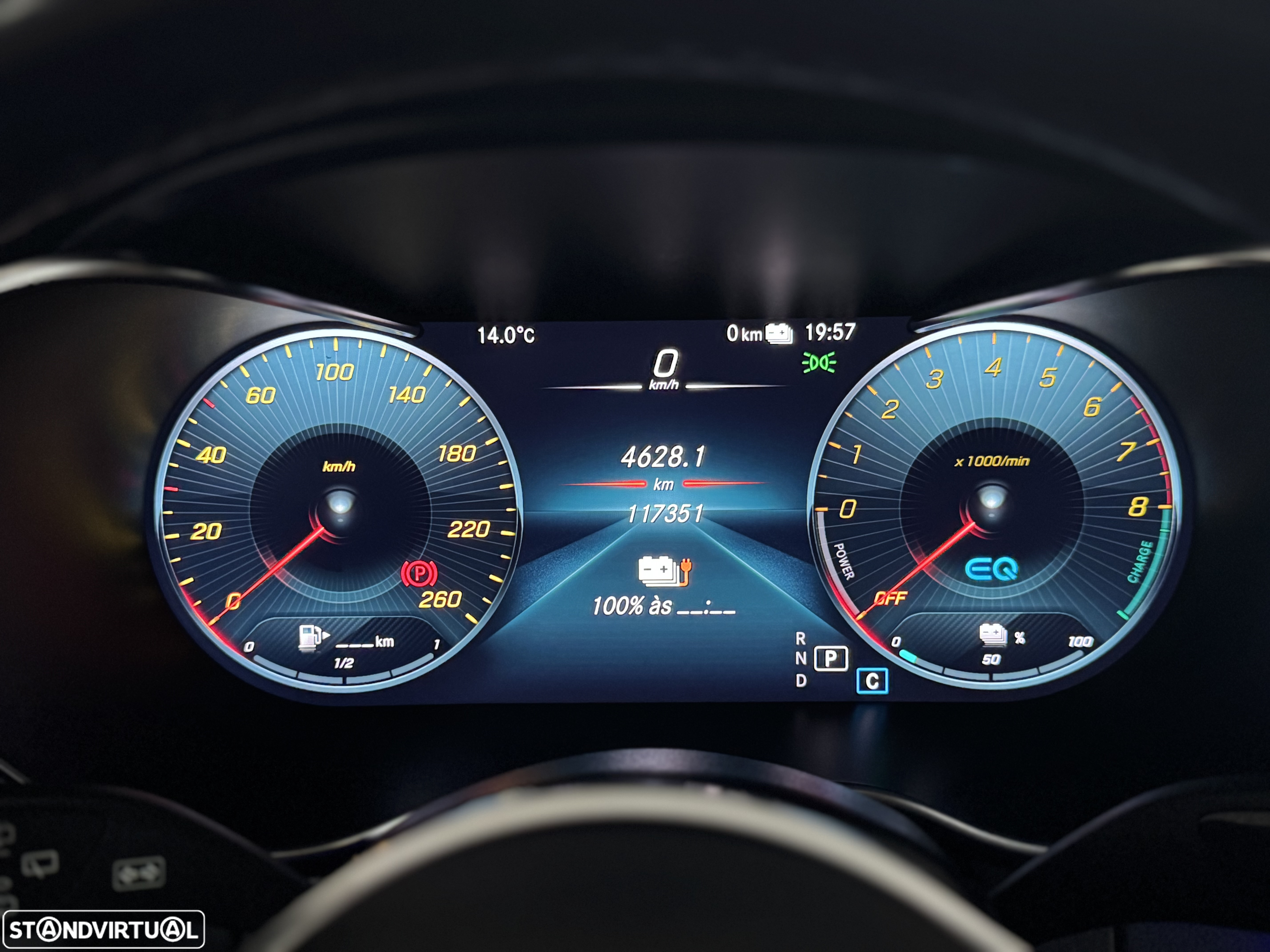 Mercedes-Benz C 300 e AMG Line - 21