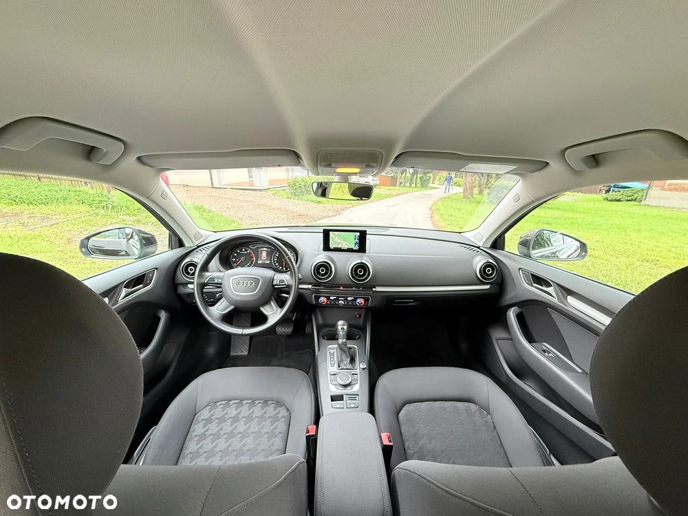 Audi A3 Sportback 1.2 TFSI Attraction S tronic - 22