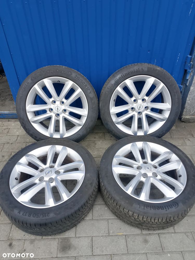Używany komplet felg aluminiowych + opony Opel 5x110 215/50 R17