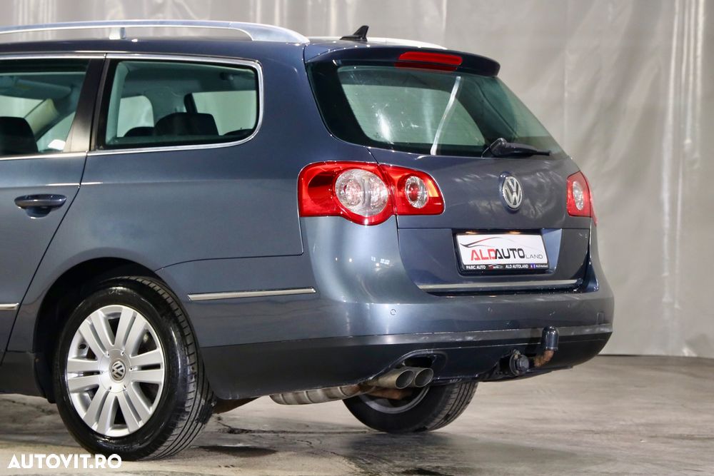 Volkswagen Passat Variant 2.0 TDI BlueMotion Technology Highline - 28