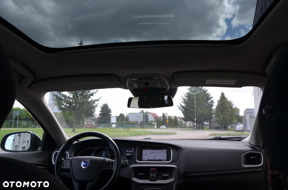 Volvo V40 Cross Country T4 Momentum - 18