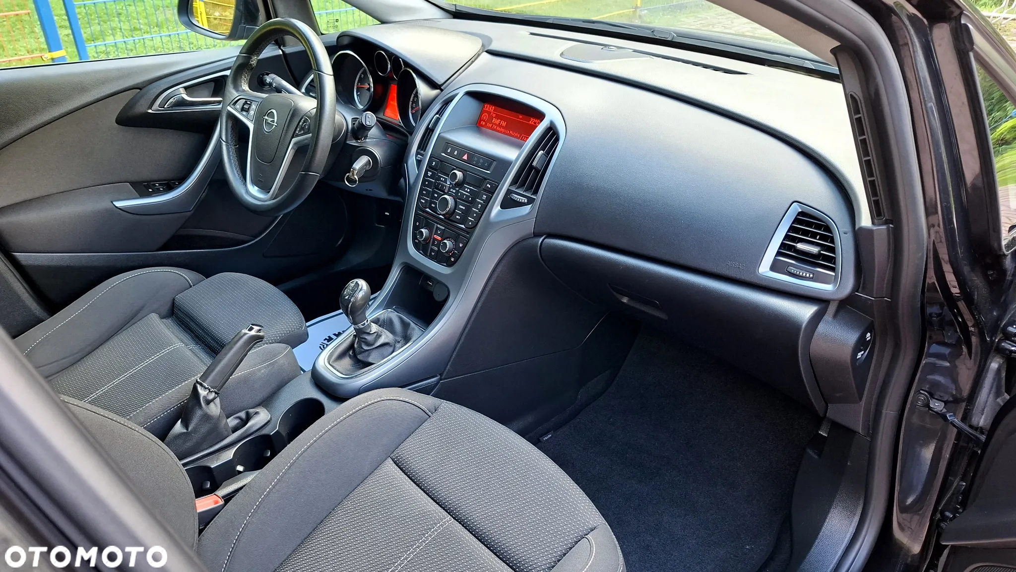 Opel Astra 1.4 Turbo Sports Tourer - 32