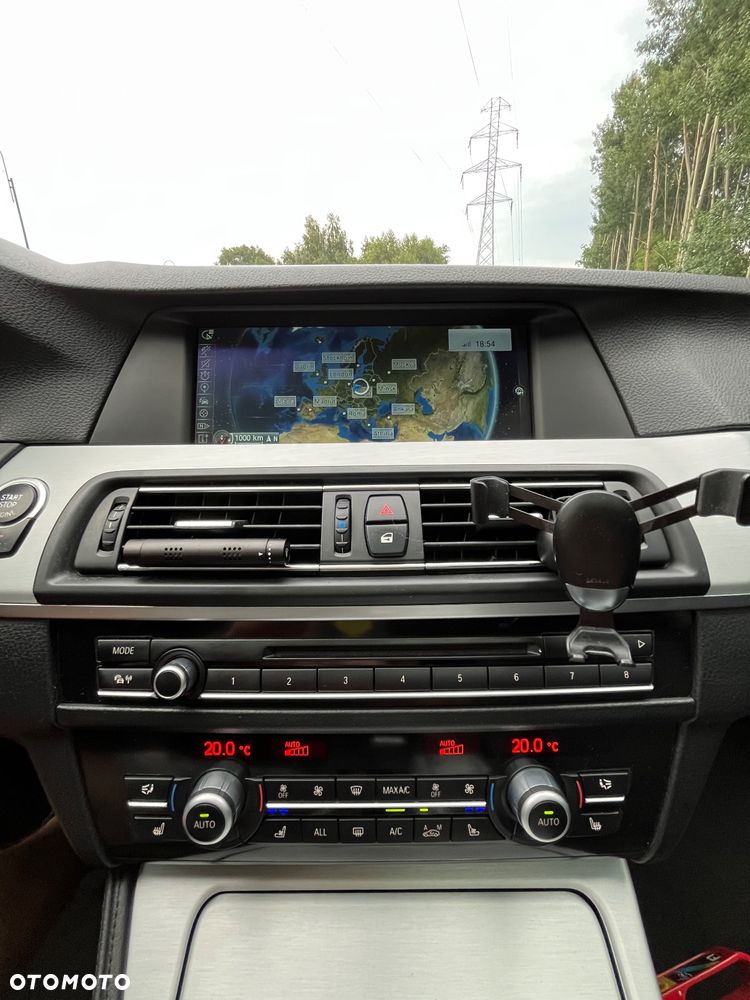 BMW Seria 5 535i xDrive - 25
