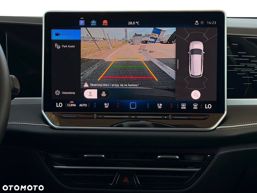 Volkswagen Passat - 36