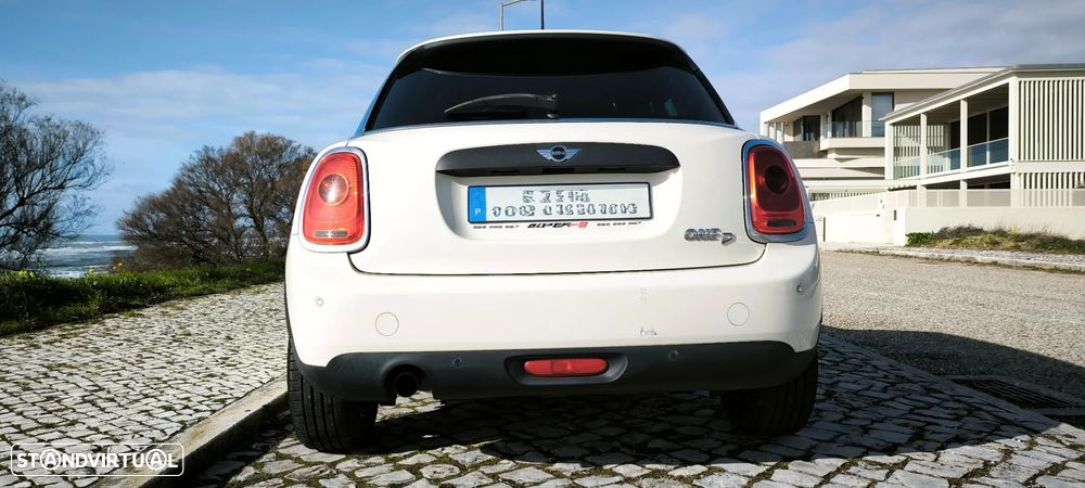 MINI 5 Portas One D - 5