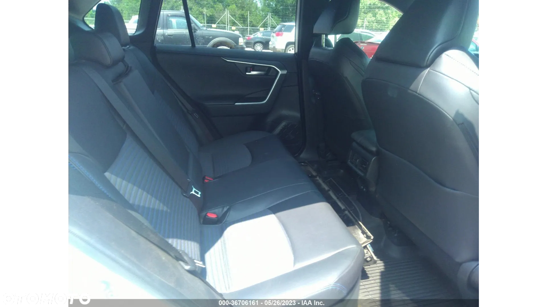 Toyota RAV4 - 7