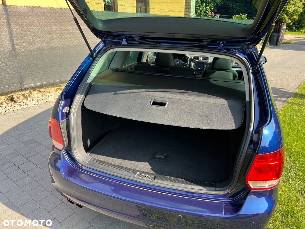Volkswagen Golf 2.0 TDI DPF BlueMotion Technology DSG Comfortline - 29