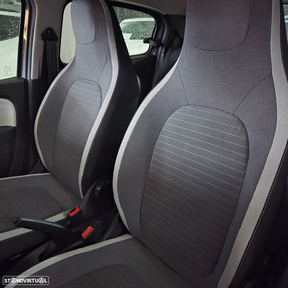 Renault Twingo Z.E. 22 Zen - 9