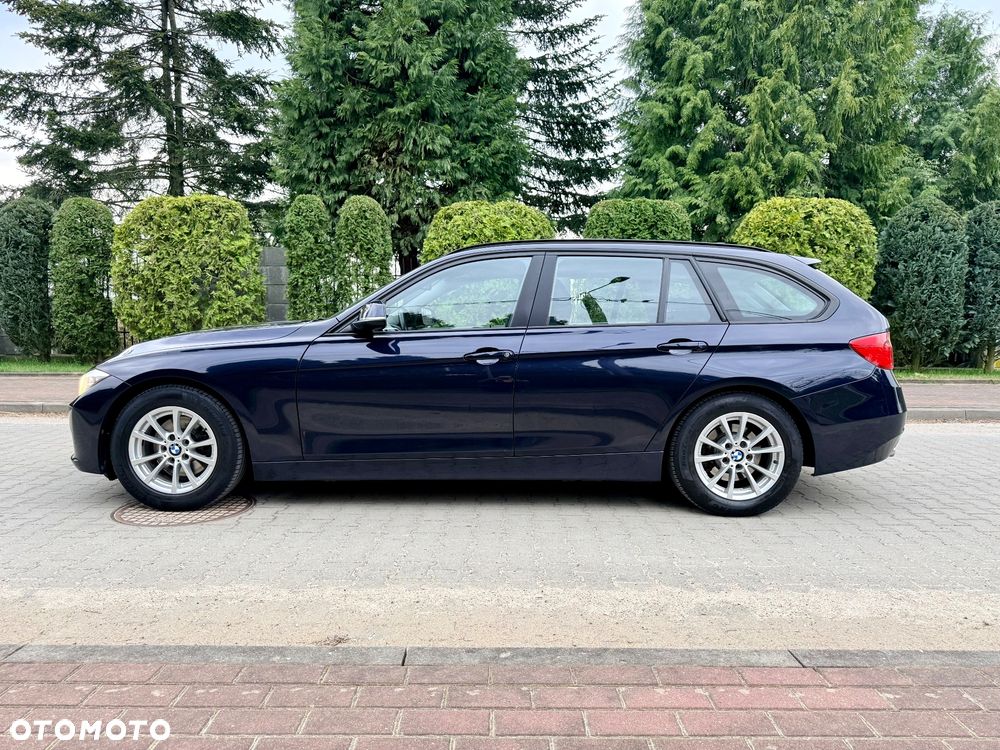 BMW Seria 3 320d - 4