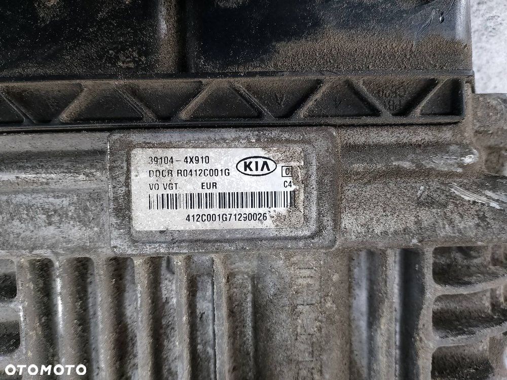 KOMPUTER, STEROWNIK KIA CARNIVAL II 39104-4X910 28073401 2.9 CRDI - 2