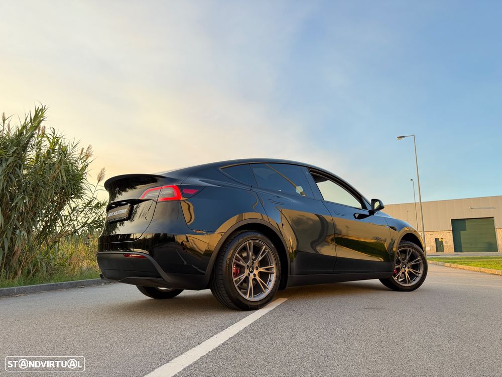 Tesla Model Y Tração Traseira - 4