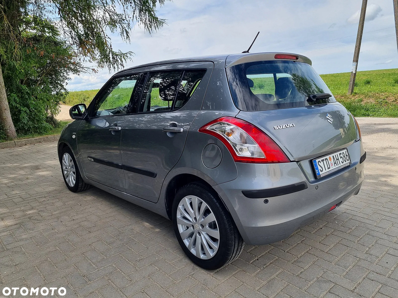 Suzuki Swift 1.3 DDiS GLX / Comfort - 4