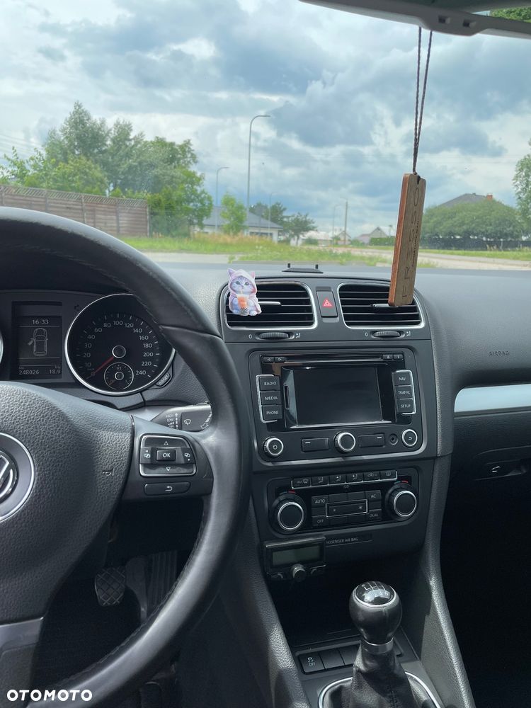 Volkswagen Golf 2.0 TDI Highline - 18