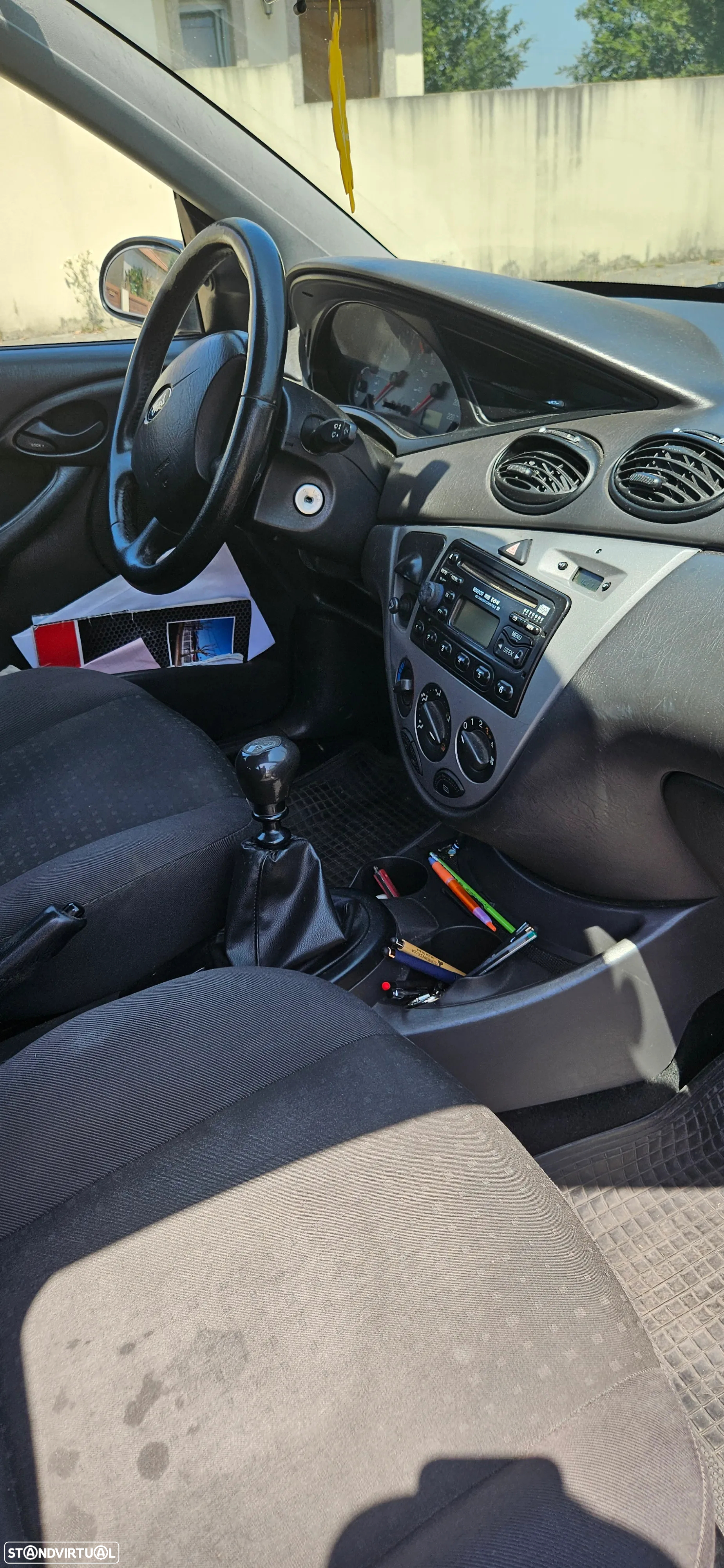 Ford Focus 1.8 TDdi Comfort - 5