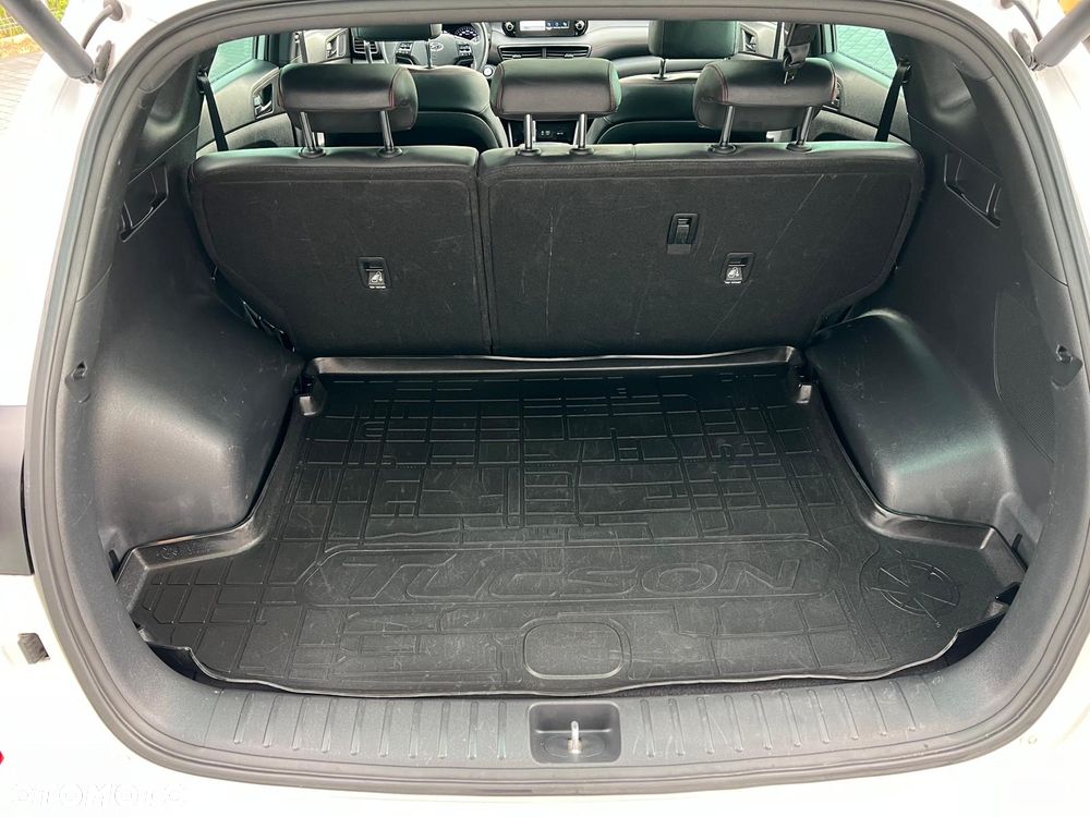 Hyundai Tucson 1.6 GDi 4WD DCT N Line - 37