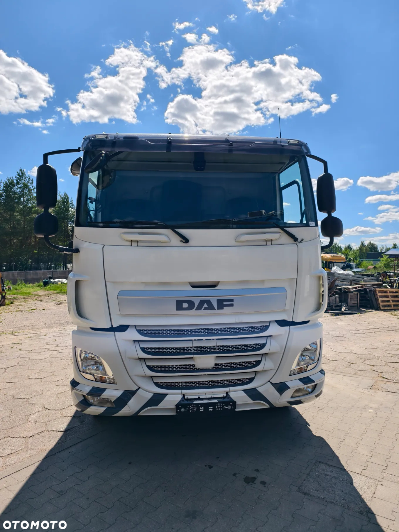 DAF CF290 - 3