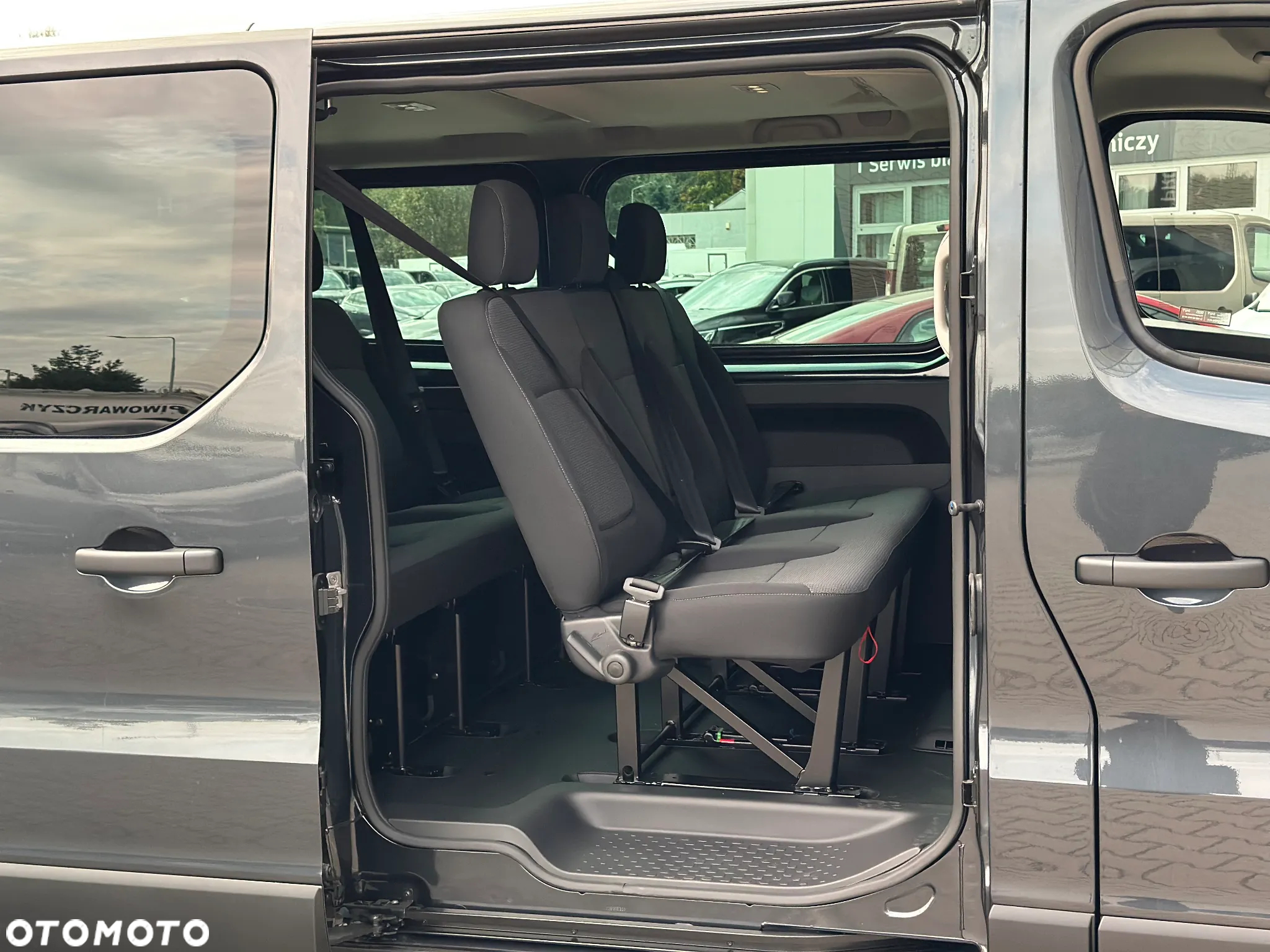 Renault Trafic - 26