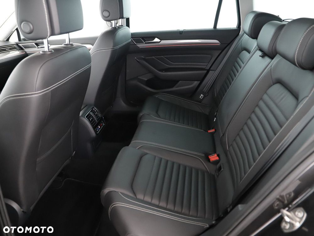 Volkswagen Passat Alltrack 2.0 TDI 4Mot DSG - 11