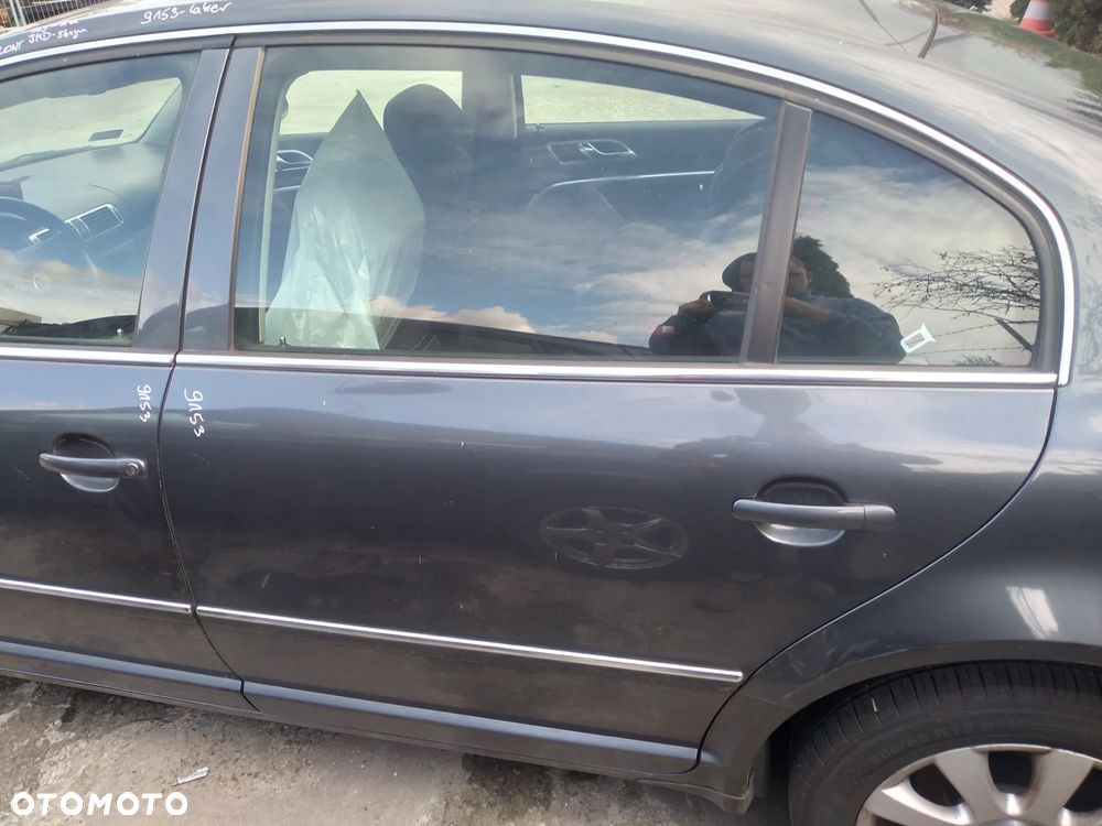 Skoda Superb I 3U0 Drzwi Tył Tylnie Lewe Kolor 9153