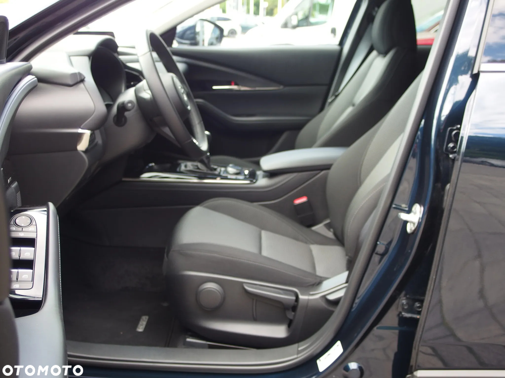 Mazda CX-30 - 11
