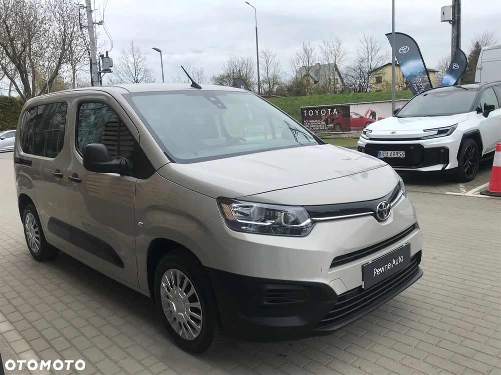 Toyota Proace City Verso 1.5 D-4D Business - 12