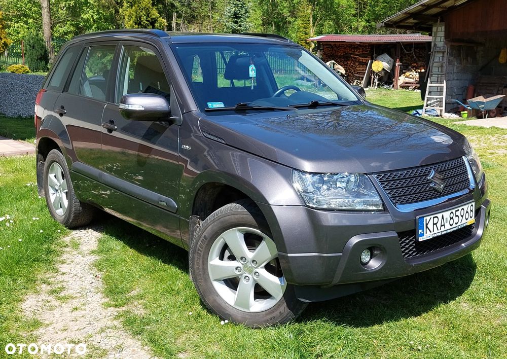 Suzuki Grand Vitara - 2