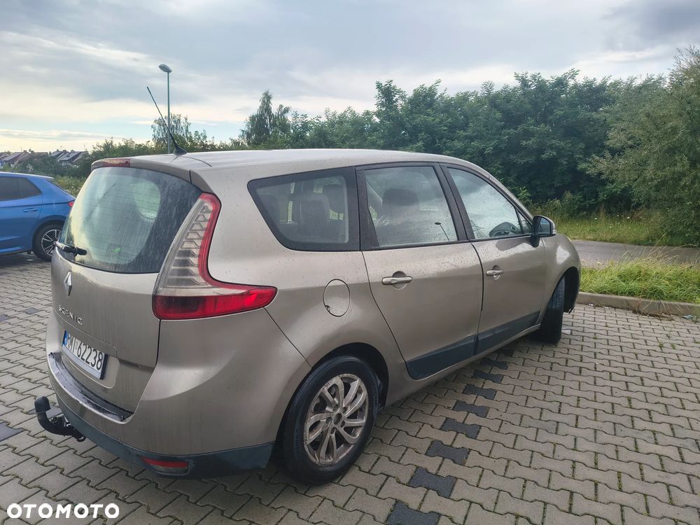 Renault Scenic - 3