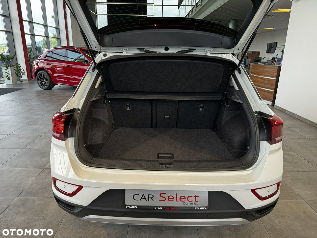 Volkswagen T-Roc - 13