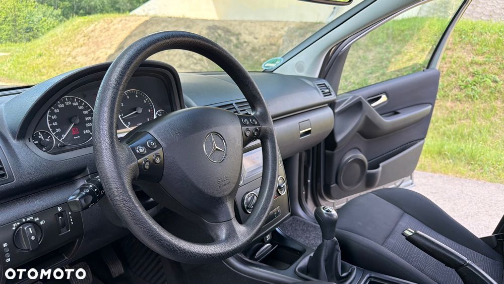 Mercedes-Benz Klasa A 160 BlueEFFICIENCY Avantgarde - 20